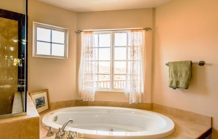 La Habra Heights, California, 90631, United States, 4 Bedrooms Bedrooms, ,2 BathroomsBathrooms,Residential,For Sale,1991966