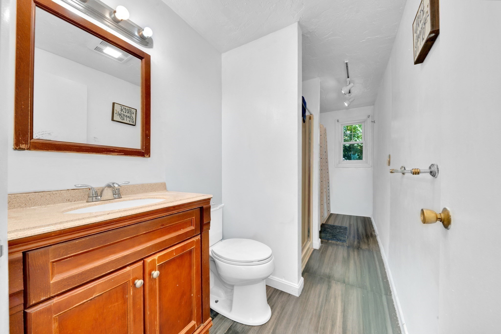 Lynn, Massachusetts, 01905, United States, 4 Bedrooms Bedrooms, ,3 BathroomsBathrooms,Residential,For Sale,1979746