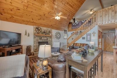 Murphy, North Carolina, 28906, United States, 3 Bedrooms Bedrooms, ,3 BathroomsBathrooms,Residential,For Sale,1917249