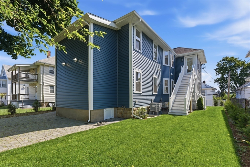 Watertown, Massachusetts, 02472, United States, 3 Bedrooms Bedrooms, ,3 BathroomsBathrooms,Residential,For Sale,2048404