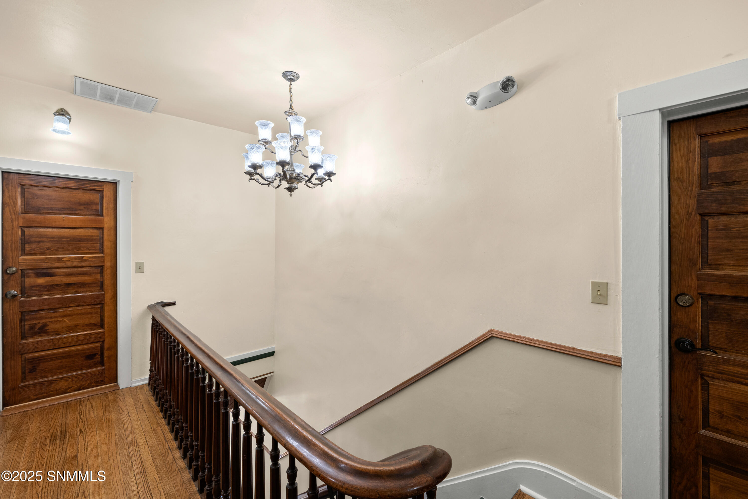 Silver City, New Mexico, 88061, United States, 5 Bedrooms Bedrooms, ,6 BathroomsBathrooms,Residential,For Sale,1986302