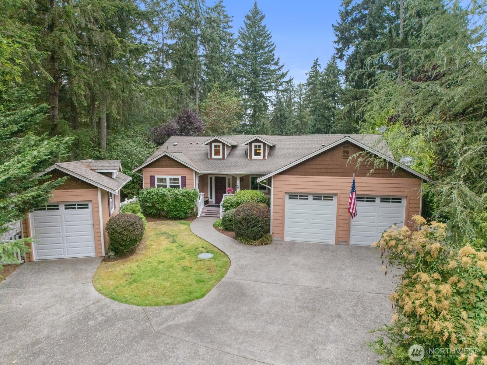 Anderson Island, Washington, 98303, United States, 3 Bedrooms Bedrooms, ,2 BathroomsBathrooms,Residential,For Sale,1908522
