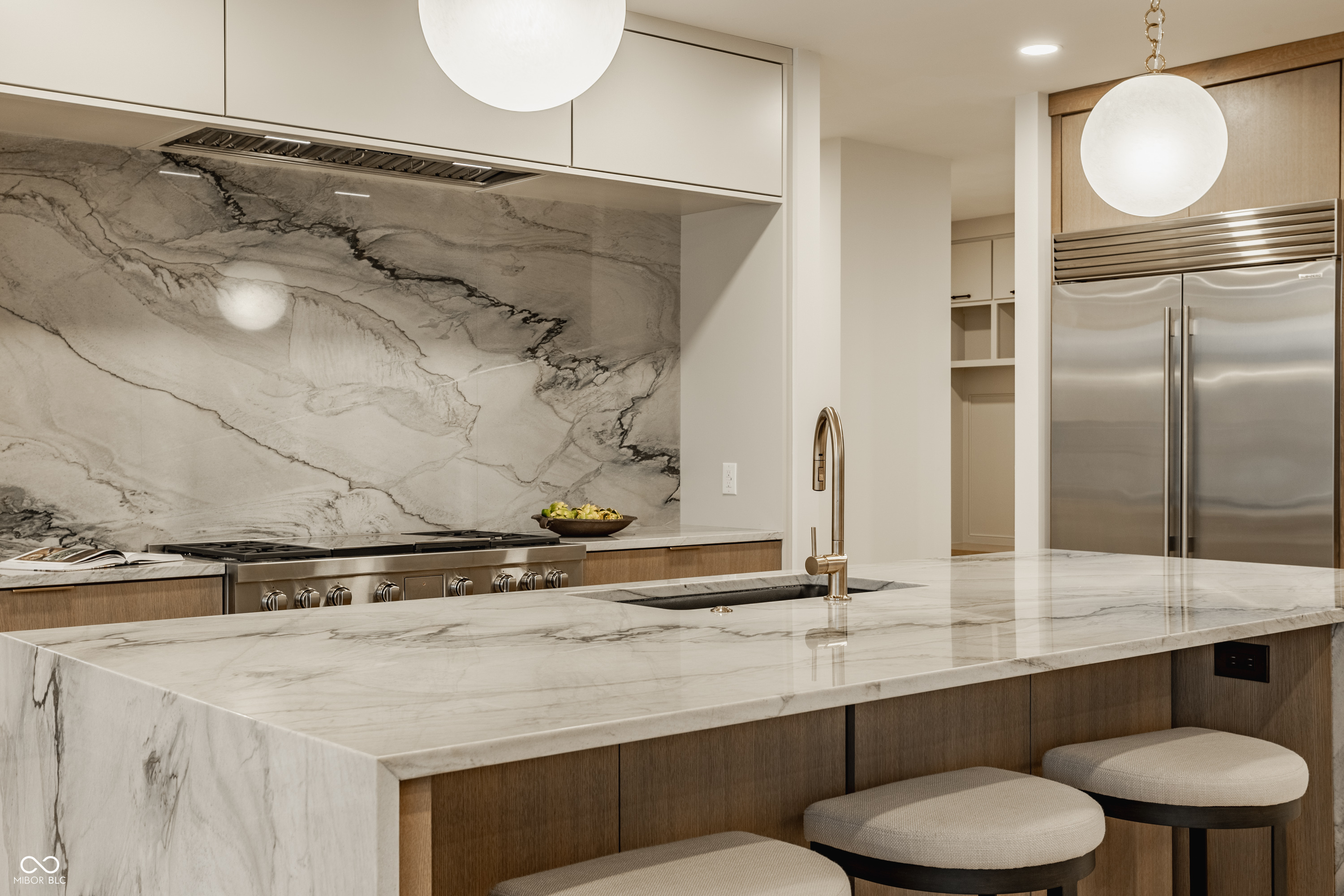 Bargersville, Indiana, 46106, United States, 5 Bedrooms Bedrooms, ,6 BathroomsBathrooms,Residential,For Sale,1977428