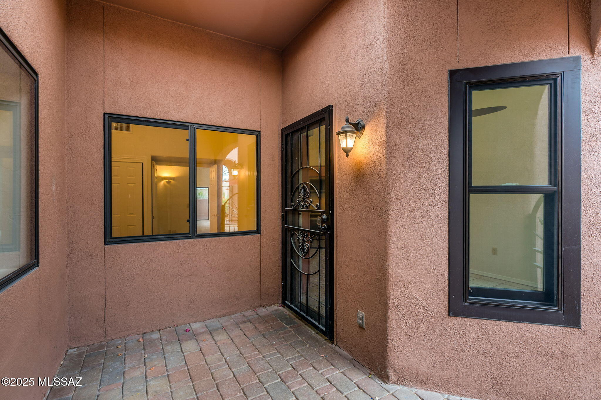 Tucson, Arizona, 85718, United States, 3 Bedrooms Bedrooms, ,2 BathroomsBathrooms,Residential,For Sale,1891107