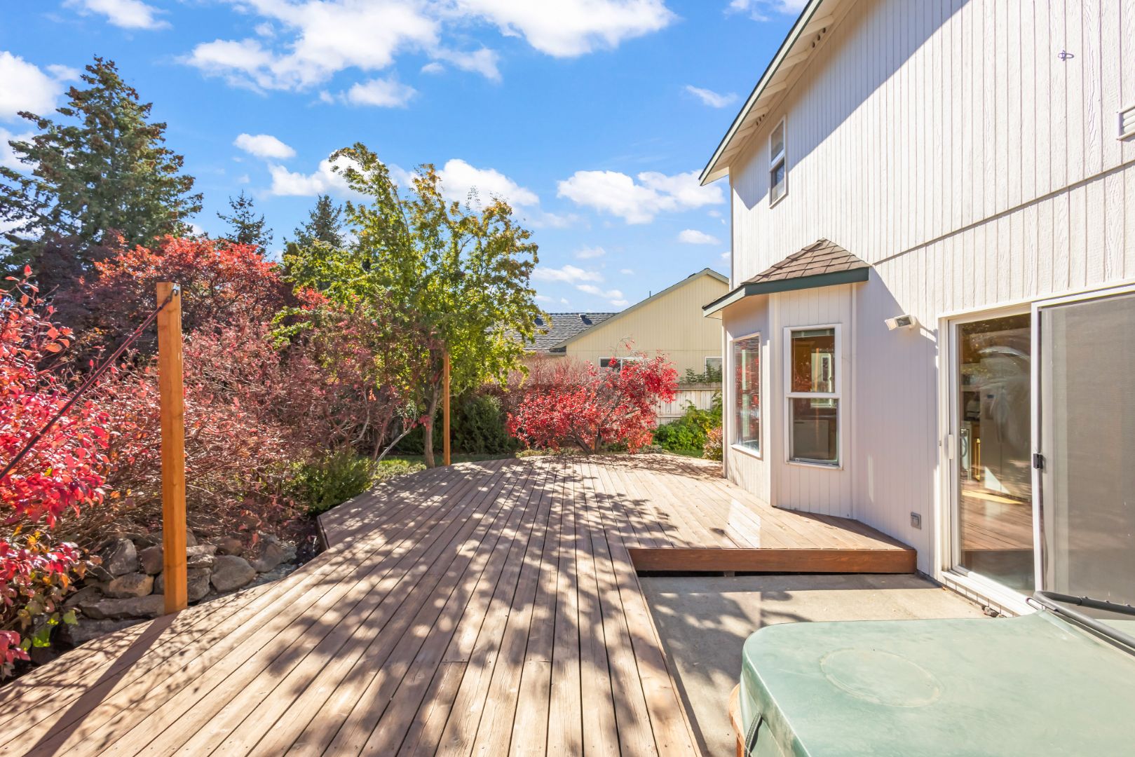 Redmond, Oregon, 97756, United States, 3 Bedrooms Bedrooms, ,3 BathroomsBathrooms,Residential,For Sale,1985077