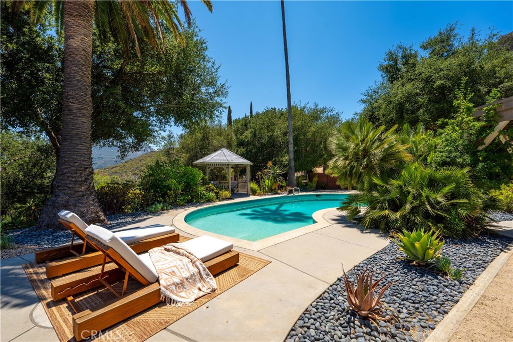 Calabasas, California, 91302, United States, 4 Bedrooms Bedrooms, ,3 BathroomsBathrooms,Residential,For Sale,1890282