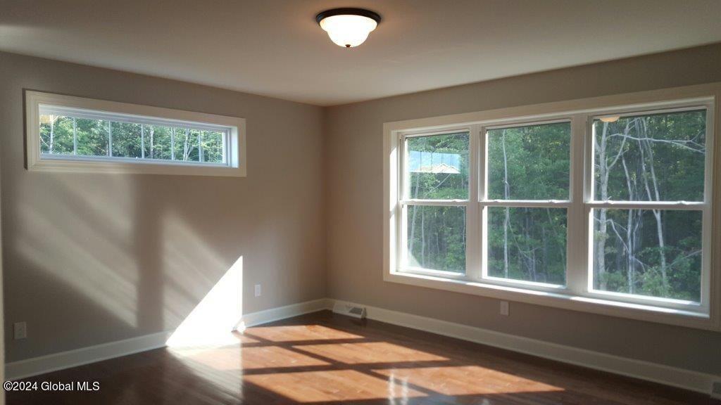 Mechanicville, New York, 12118, United States, 3 Bedrooms Bedrooms, ,3 BathroomsBathrooms,Residential,For Sale,1807710