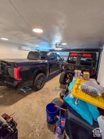 Bountiful, Utah, 84010, United States, 4 Bedrooms Bedrooms, ,3 BathroomsBathrooms,Residential,For Sale,1978564