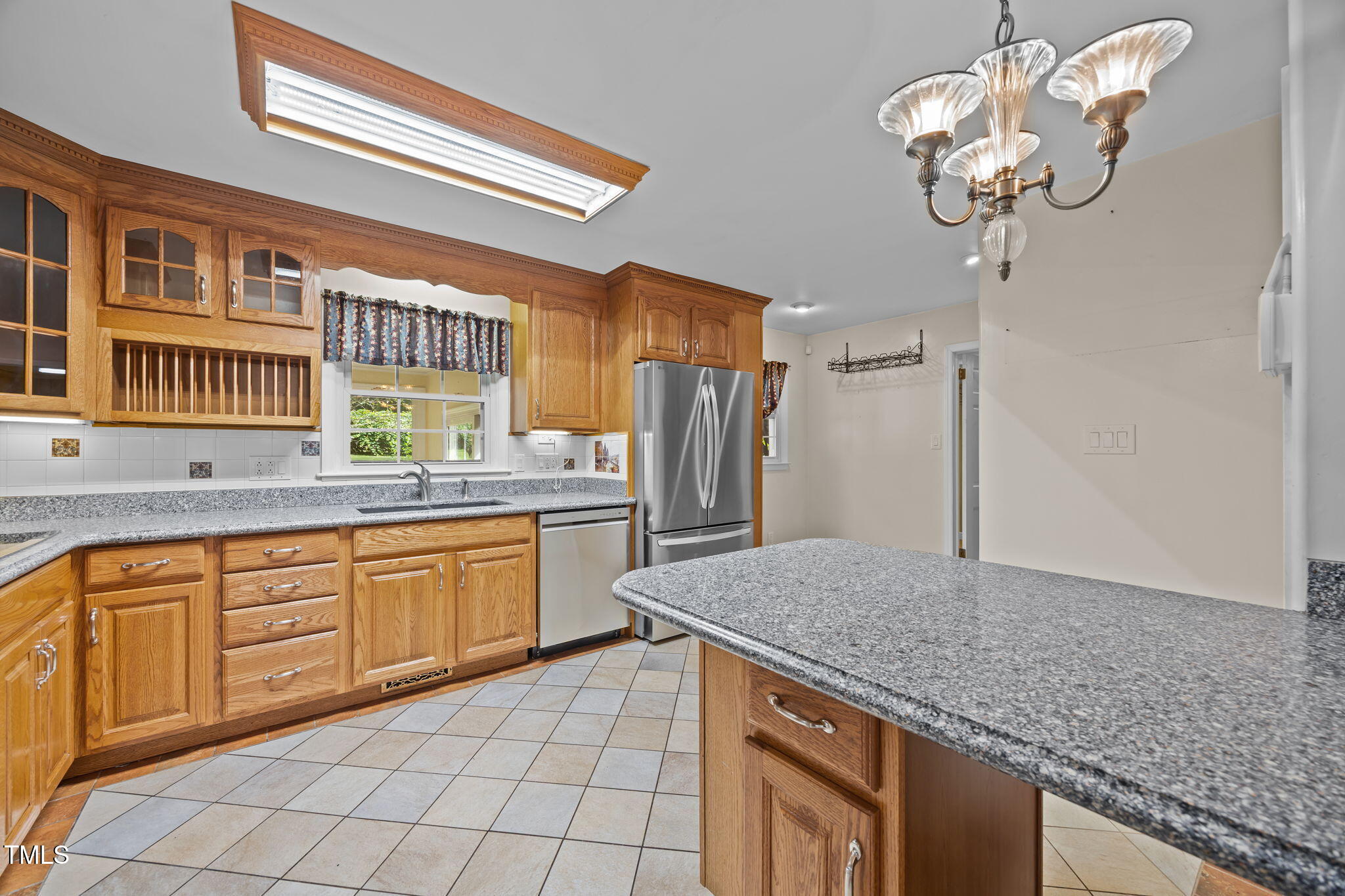 Raleigh, North Carolina, 27609, United States, 3 Bedrooms Bedrooms, ,2 BathroomsBathrooms,Residential,For Sale,1911441