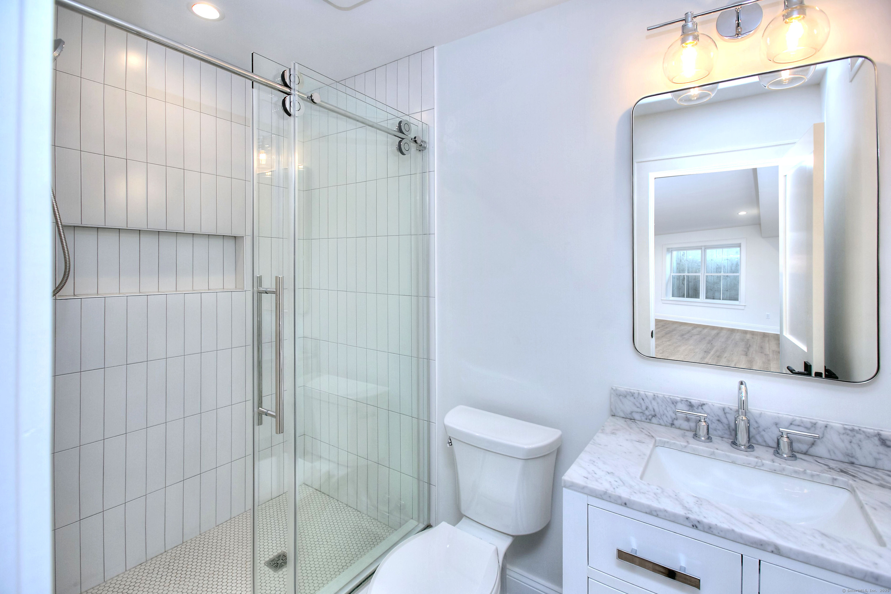 Fairfield, Connecticut, 06824, United States, 5 Bedrooms Bedrooms, ,5 BathroomsBathrooms,Residential,For Sale,1987495