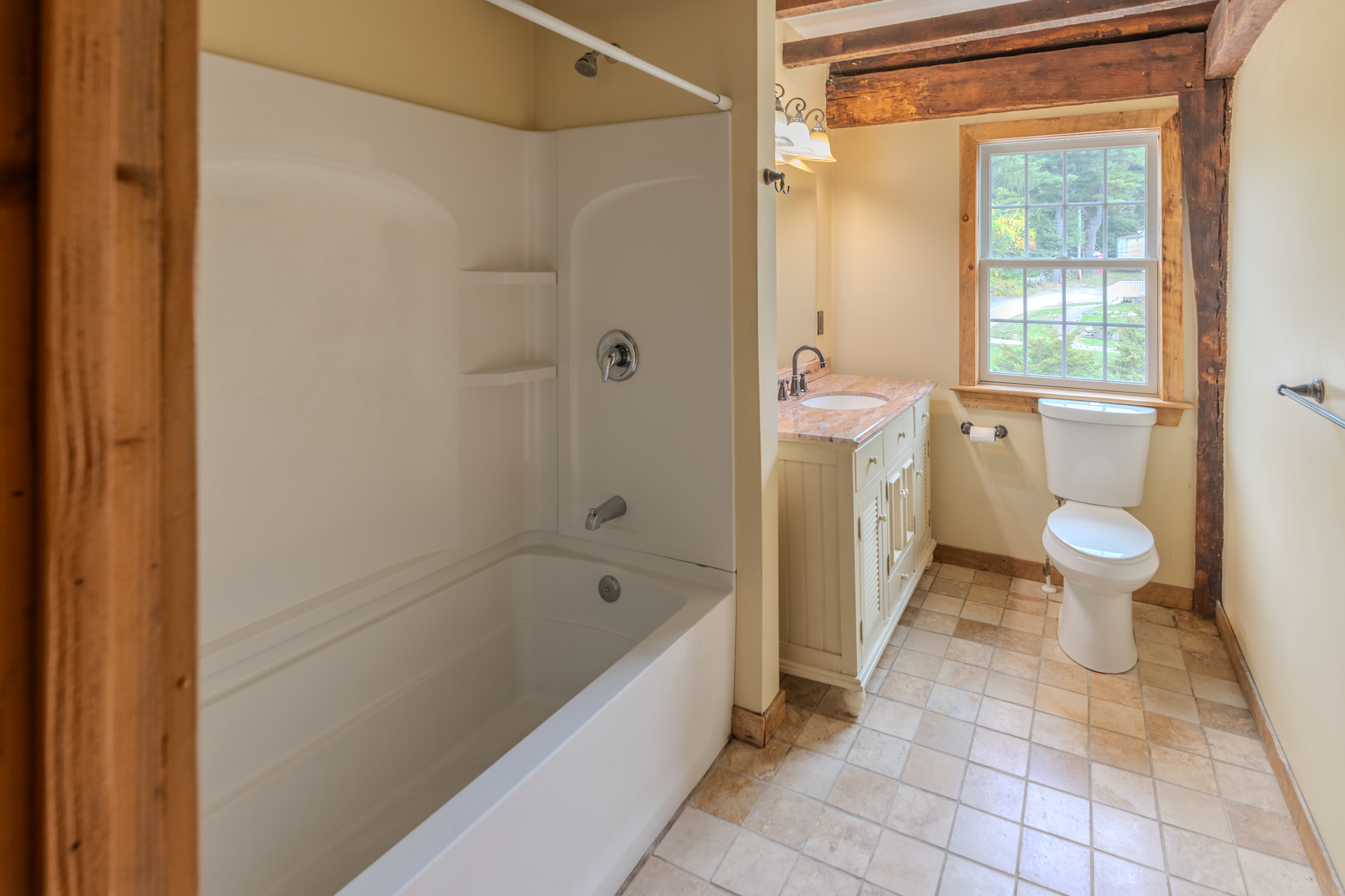  183 Main Street, Boylston, MA 01505 - 物件實景