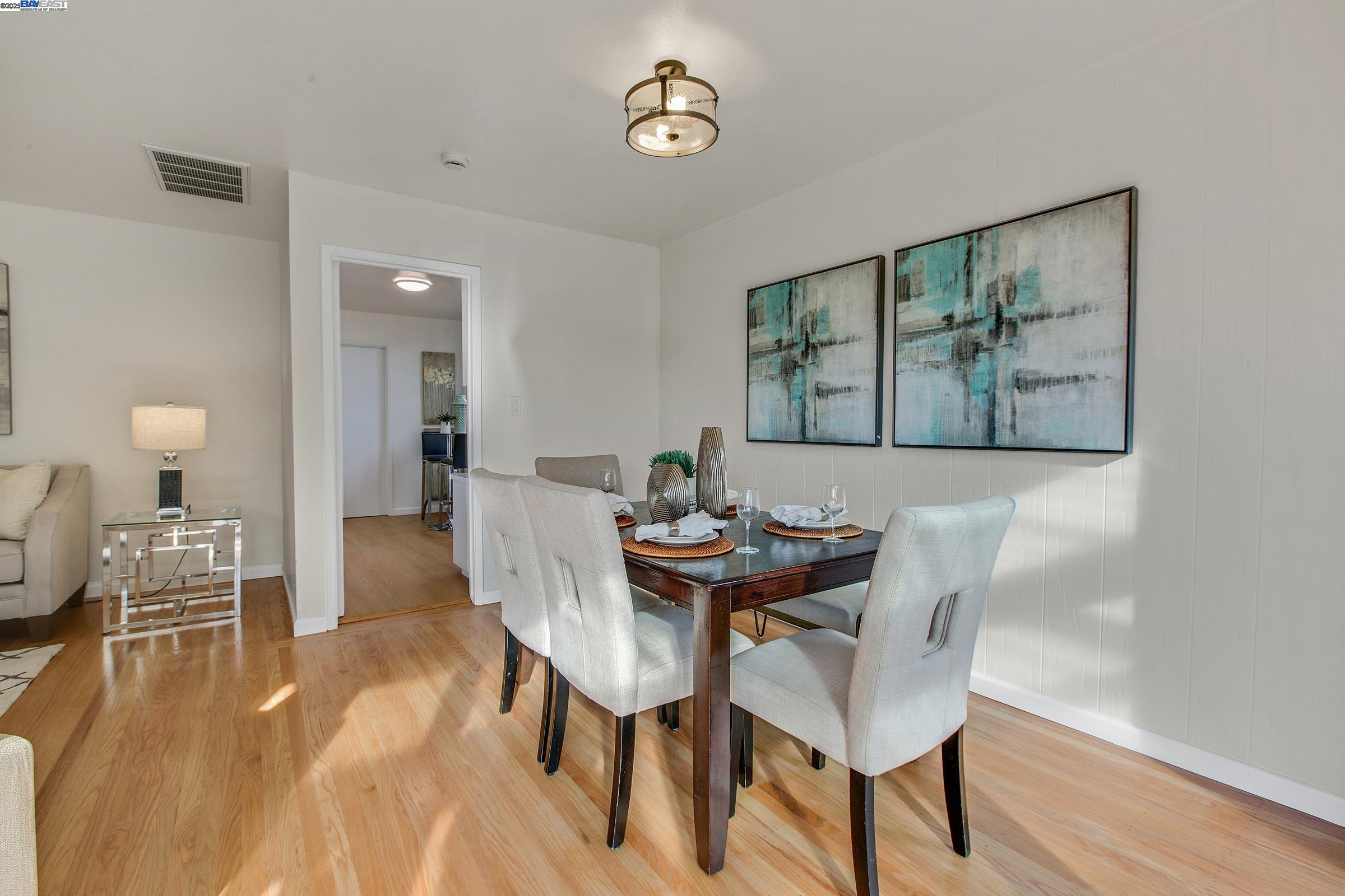 Hayward, California, 94544, United States, 6 Bedrooms Bedrooms, ,2 BathroomsBathrooms,Residential,For Sale,1868213