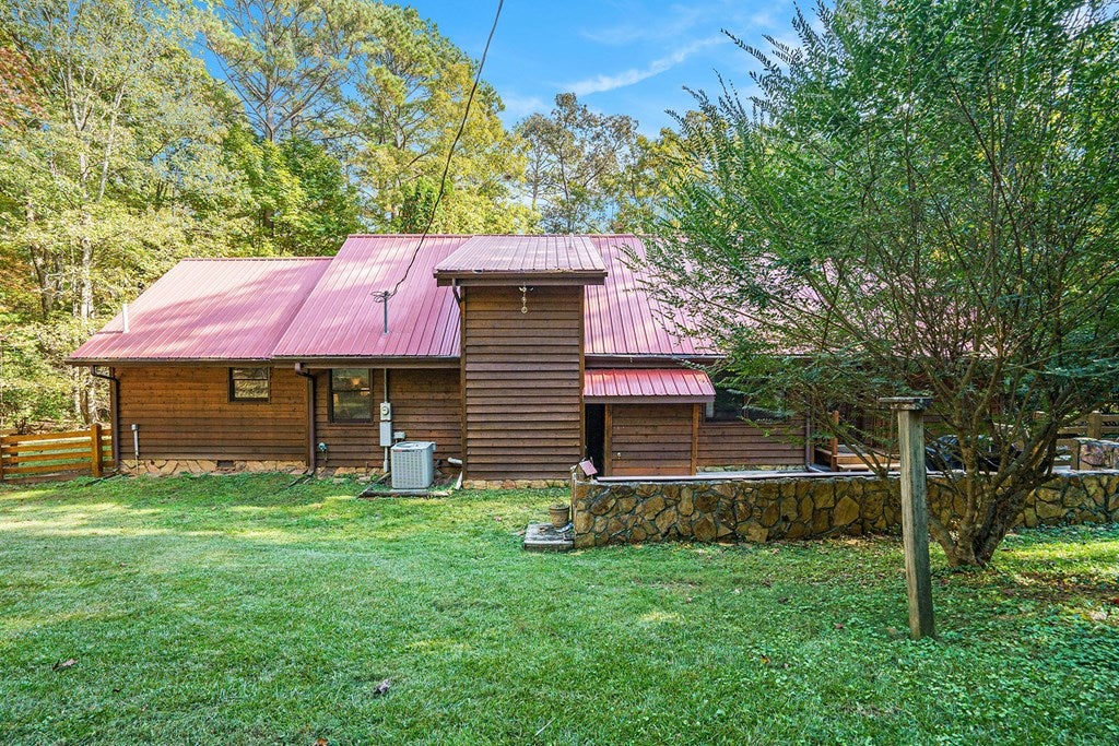 Blue Ridge, Georgia, 30513, United States, 3 Bedrooms Bedrooms, ,3 BathroomsBathrooms,Residential,For Sale,1969723