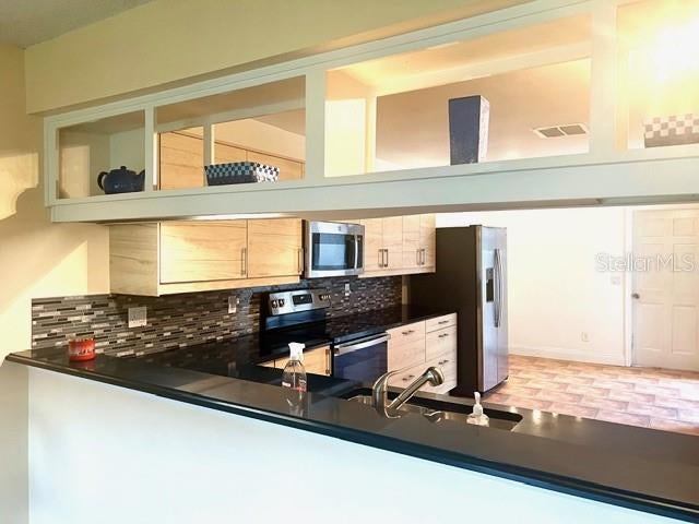 ORLANDO, Florida, 32819, United States, 3 Bedrooms Bedrooms, ,3 BathroomsBathrooms,Residential,For Sale,1993897