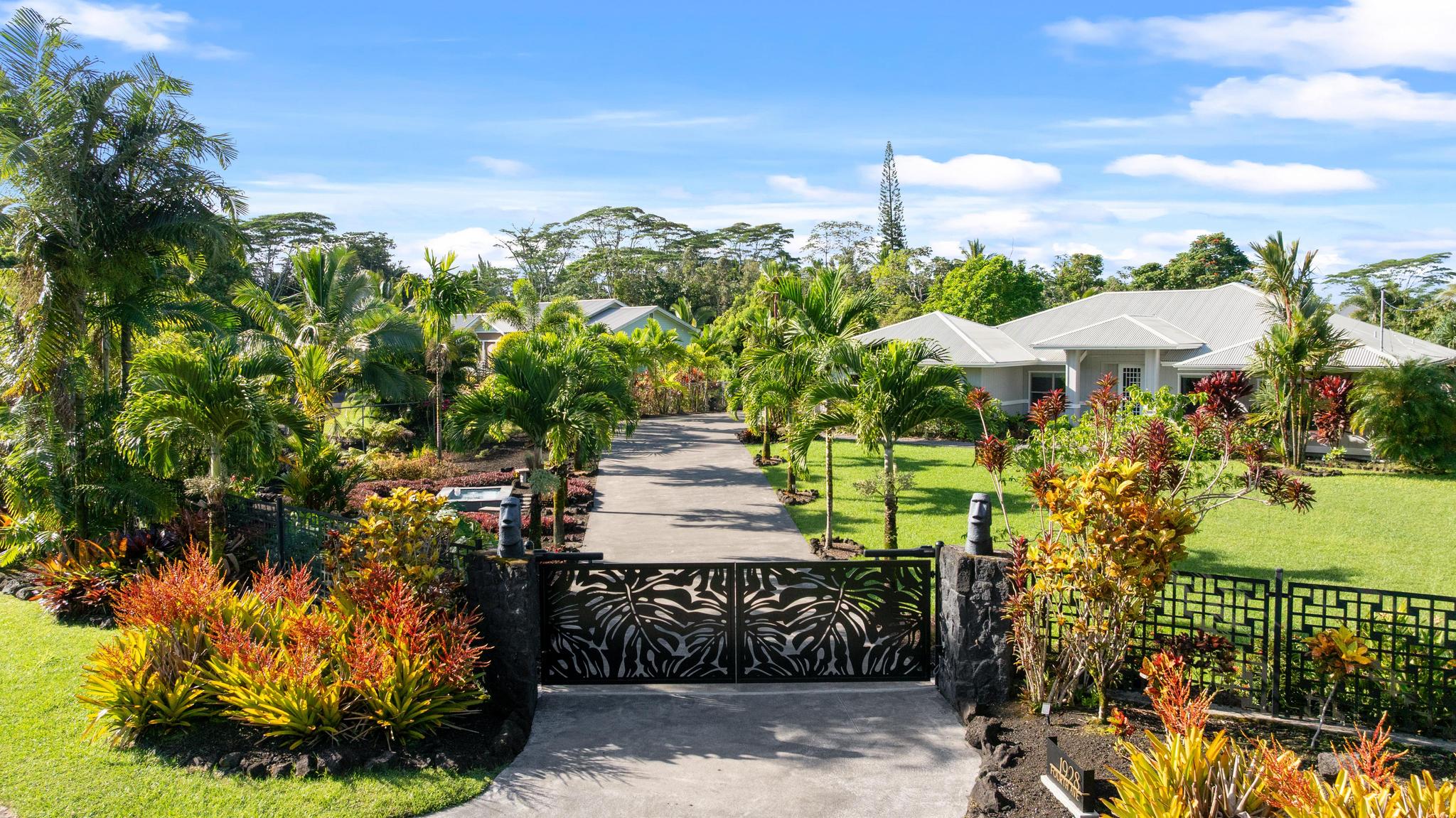 4th Ave, Keaau, HI 96749 #1