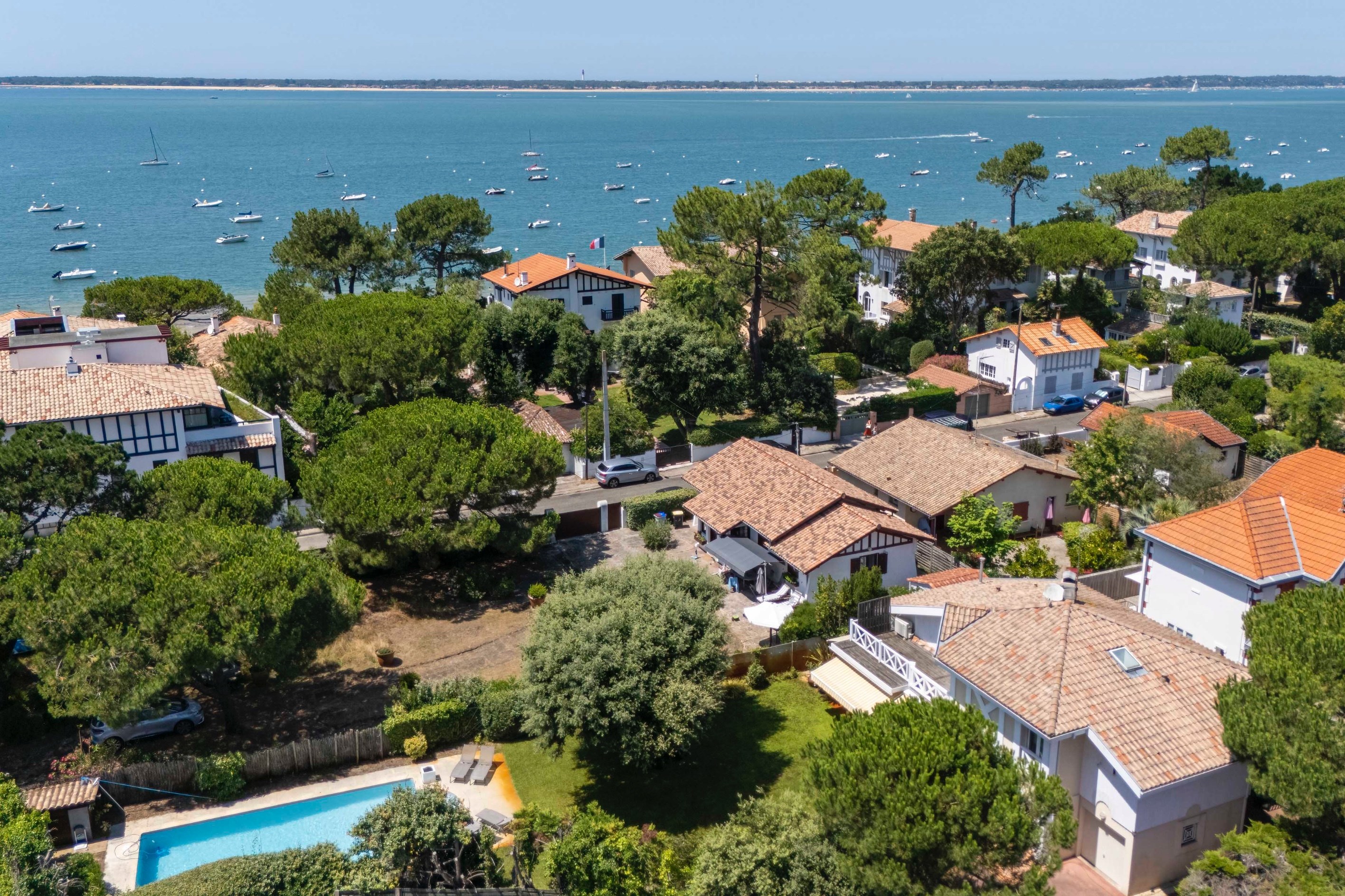  PYLA SUR MER, CERCLE DE VOILE - ARCHITECT-DESIGNED VILLA 50 METERS FROM THE BEA… - 物件實景
