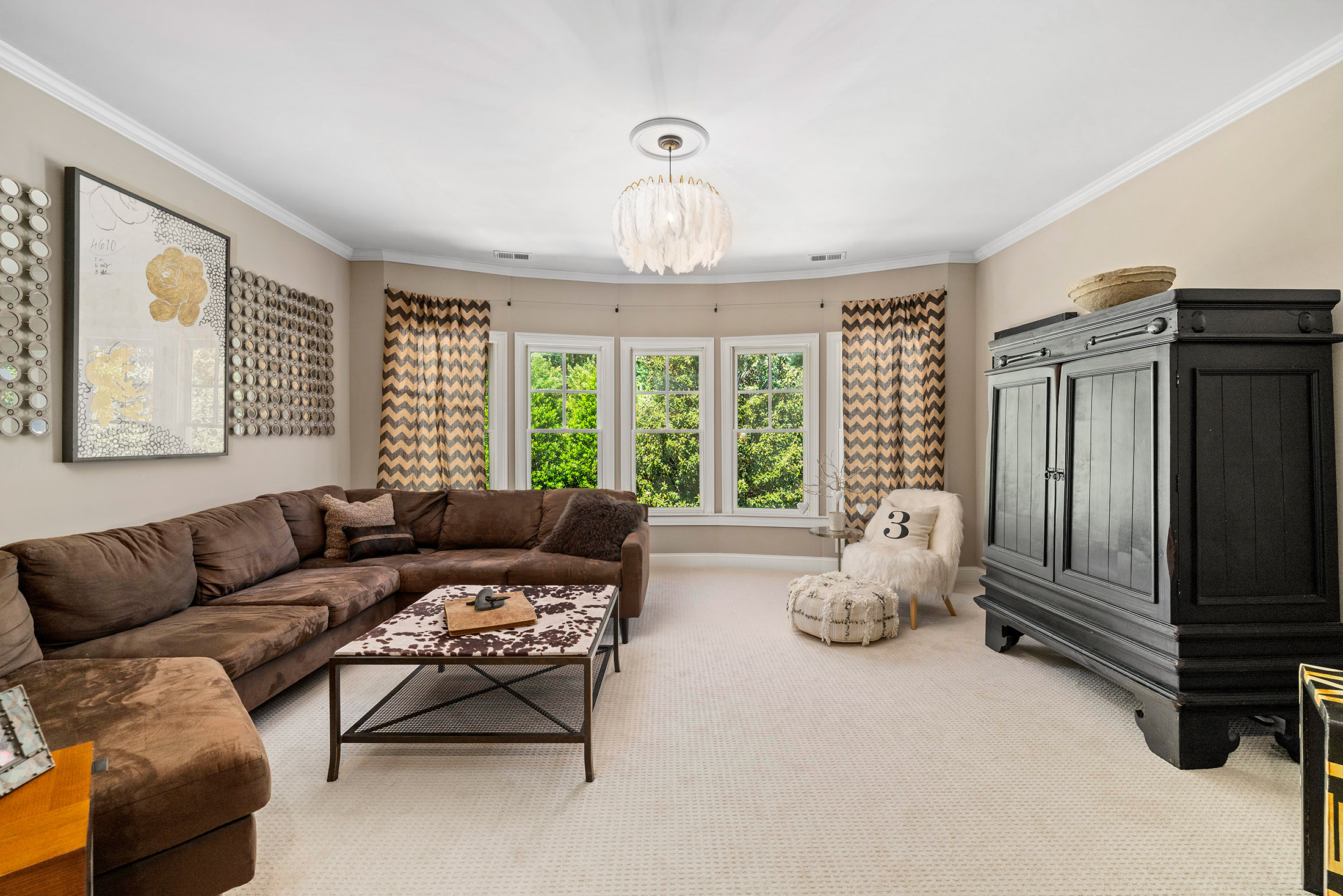  Set Within The Highly Sought-After Lake Haven At Crabapple Community - 物件實景