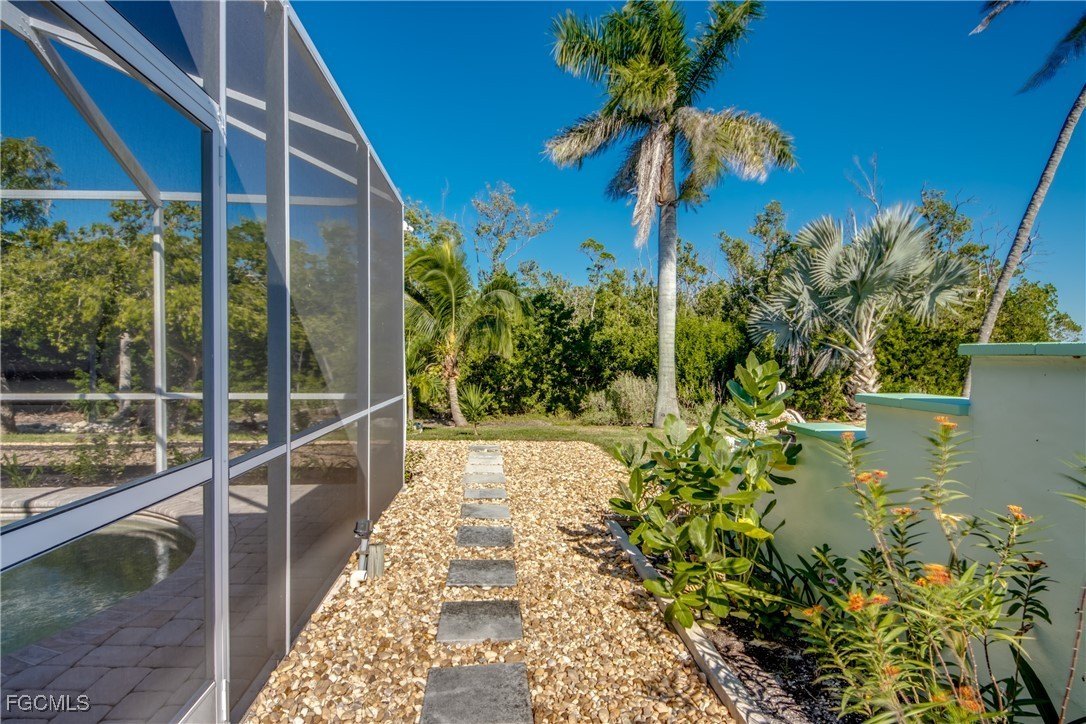 Fort Myers Beach, Florida, 33931, United States, 3 Bedrooms Bedrooms, ,2 BathroomsBathrooms,Residential,For Sale,1975143