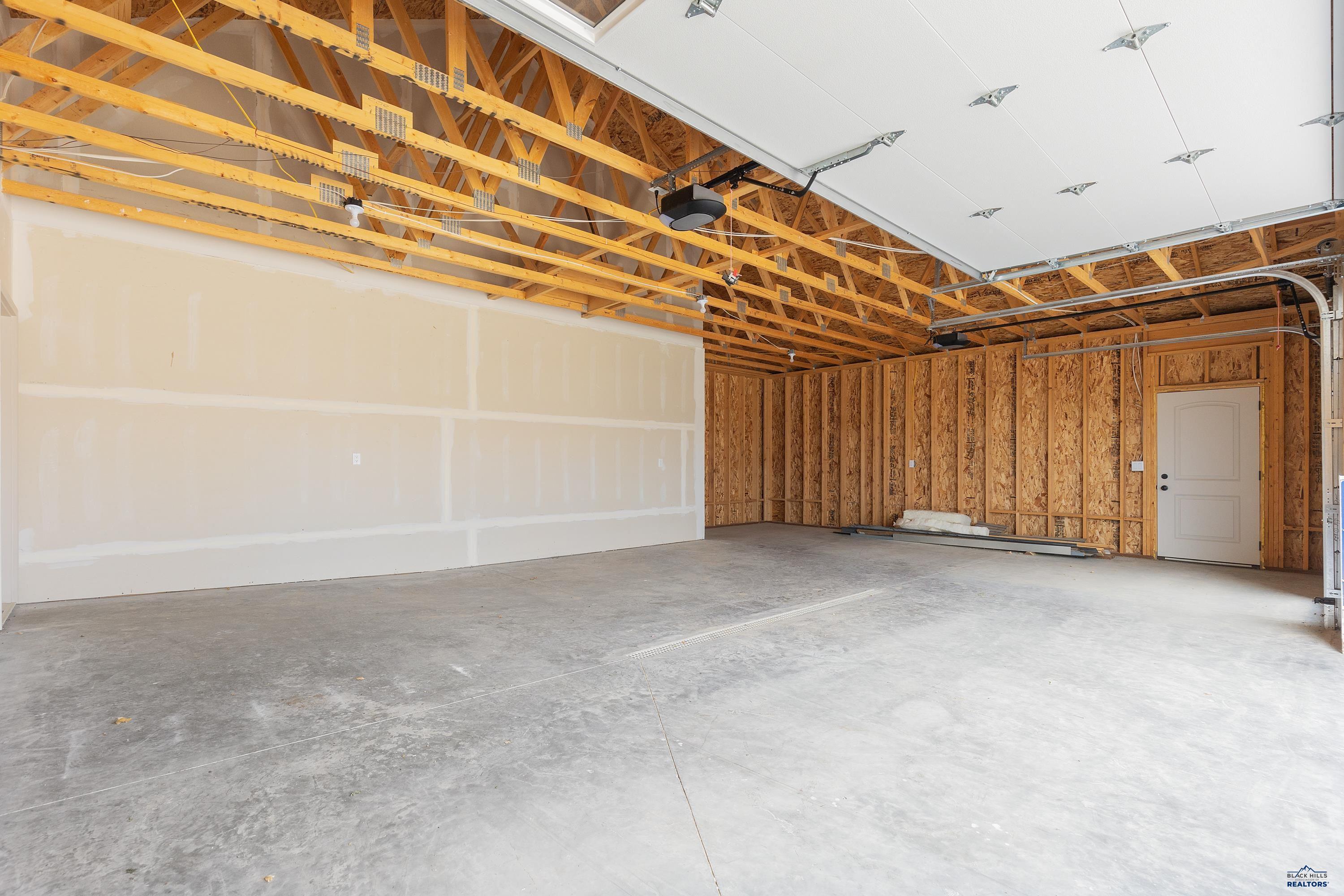 Rapid City, South Dakota, 57703, United States, 4 Bedrooms Bedrooms, ,3 BathroomsBathrooms,Residential,For Sale,1947001