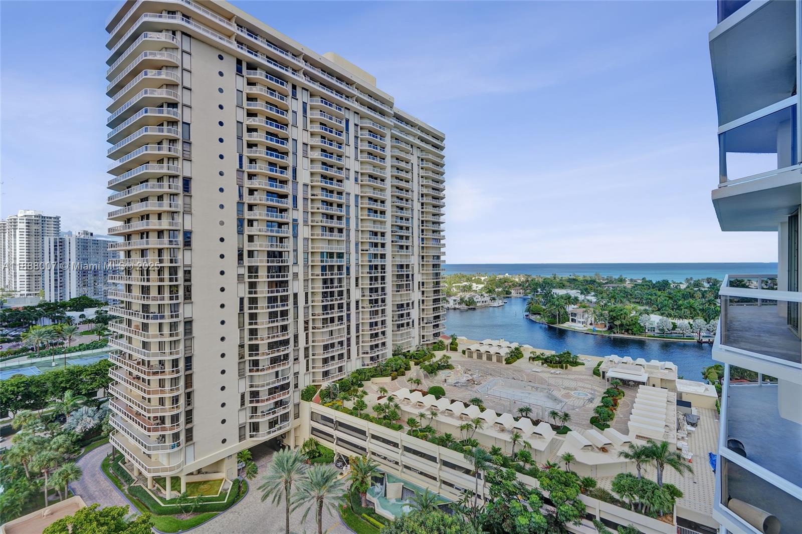 Aventura, Florida, 33180, United States, 2 Bedrooms Bedrooms, ,2 BathroomsBathrooms,Residential,For Sale,1954501