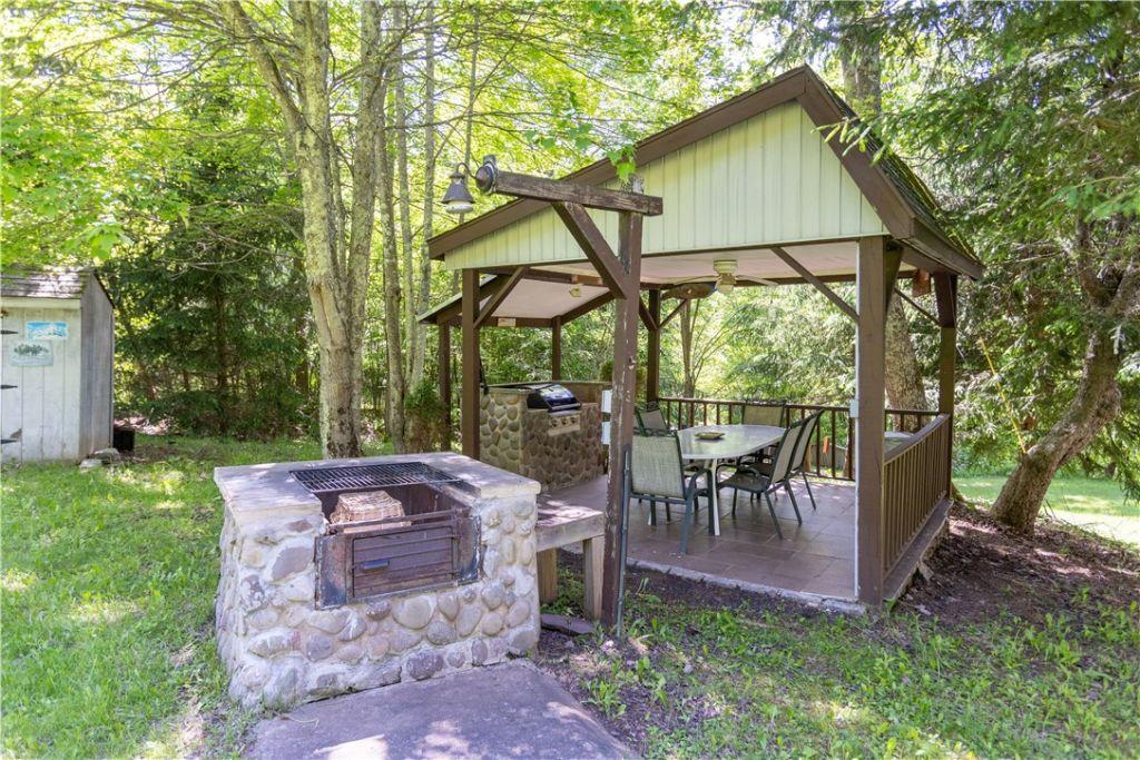 New Kingston, New York, 12459, United States, 2 Bedrooms Bedrooms, ,1 BathroomBathrooms,Residential,For Sale,1856509
