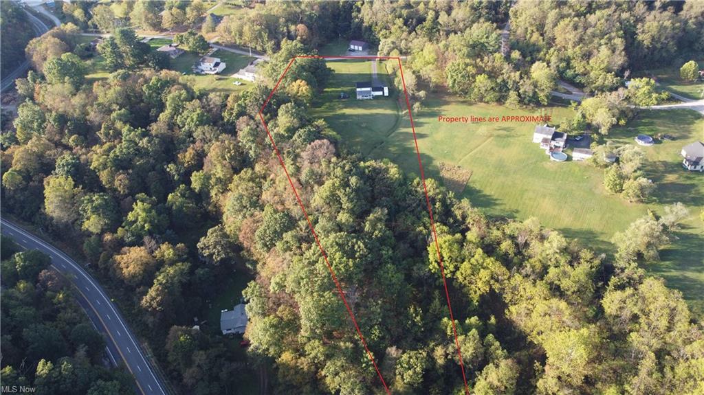 Chester, West Virginia, 26034, United States, 3 Bedrooms Bedrooms, ,3 BathroomsBathrooms,Residential,For Sale,1975770