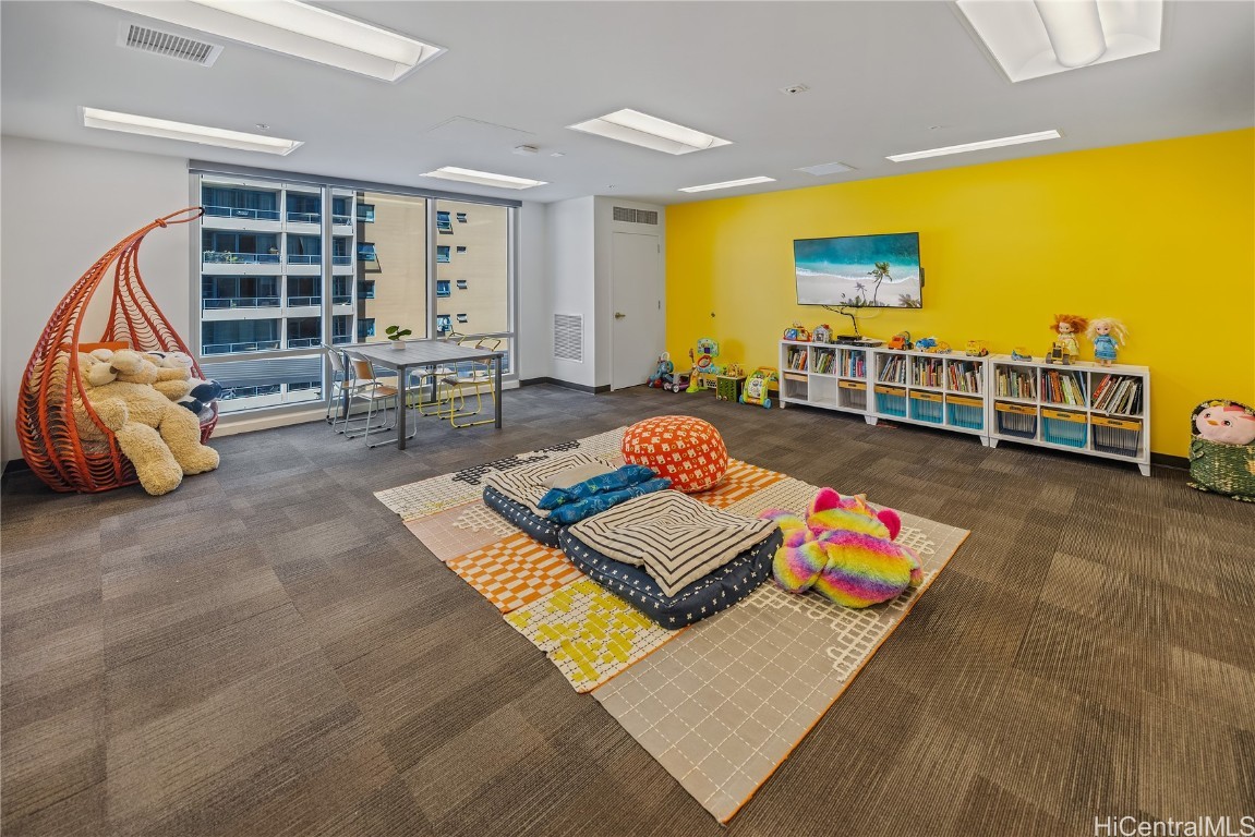 988 Halekauwila Street Unit 3304, Honolulu, Hawaii, 96814, United States, 3 Bedrooms Bedrooms, ,2 BathroomsBathrooms,Residential,For Sale,988 Halekauwila Street Unit 3304,1634686
