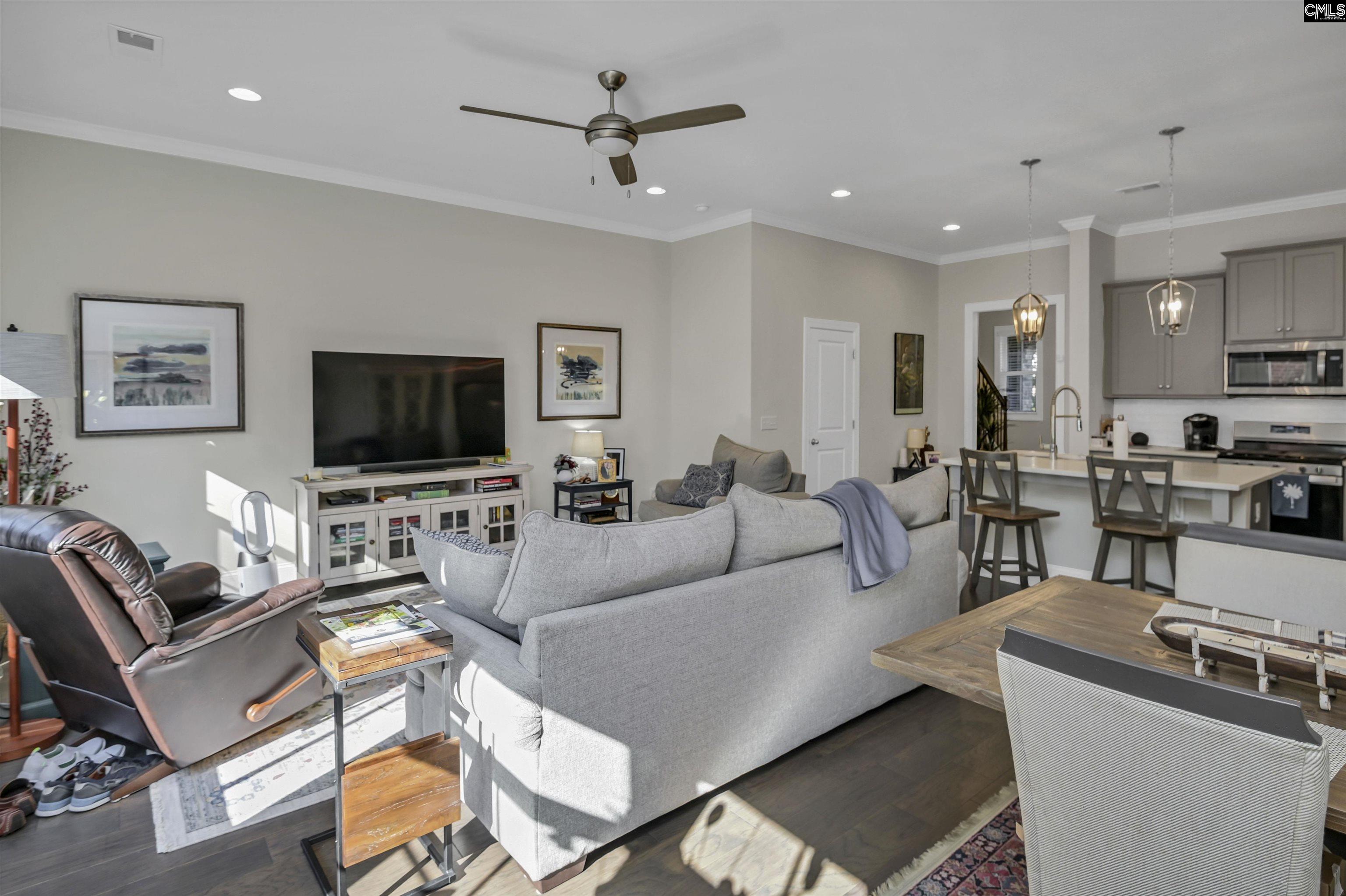 Columbia, South Carolina, 29201, United States, 3 Bedrooms Bedrooms, ,3 BathroomsBathrooms,Residential,For Sale,1971207