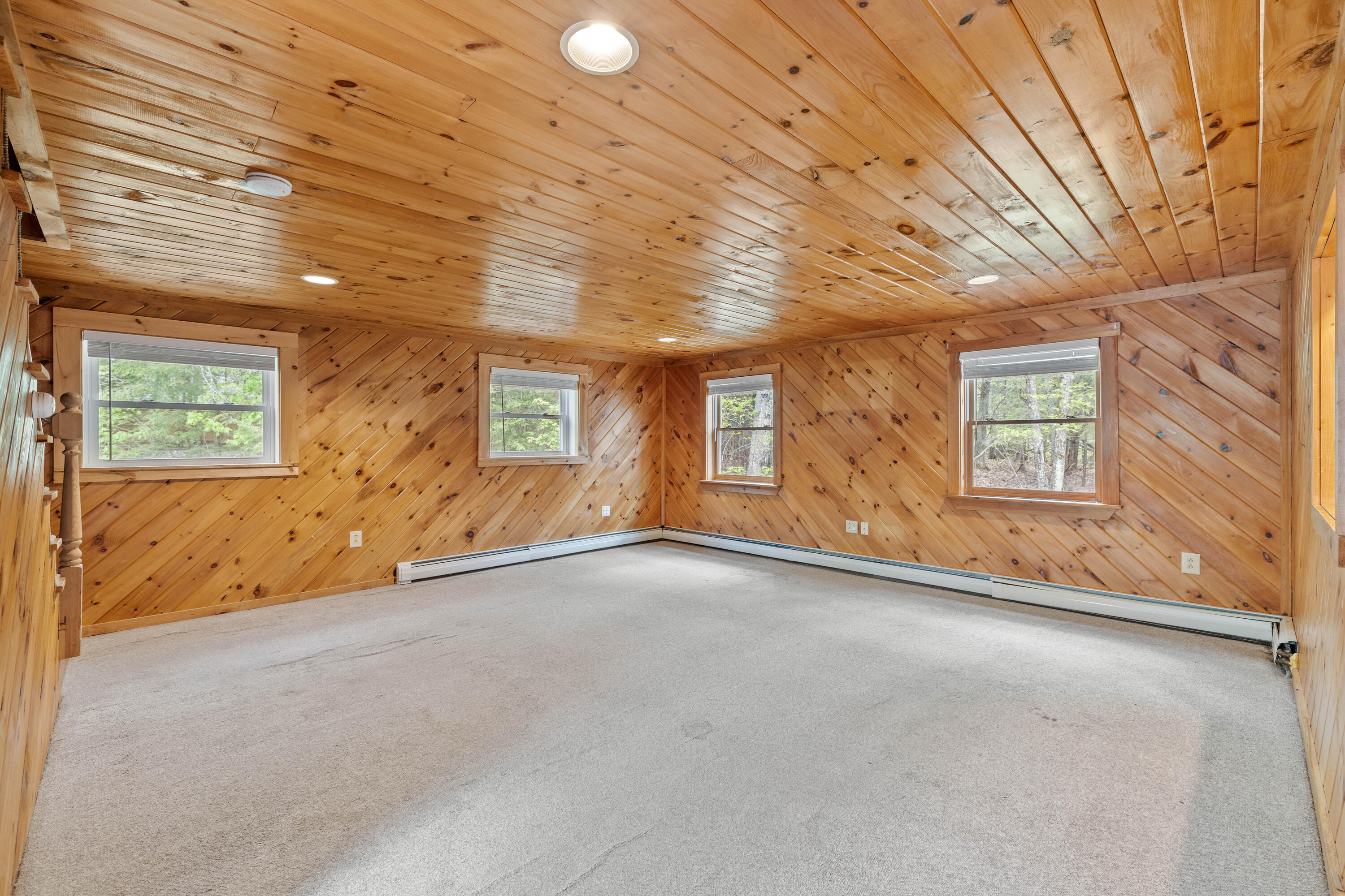 Topsham, Maine, 04086, United States, 4 Bedrooms Bedrooms, ,2 BathroomsBathrooms,Residential,For Sale,1838332