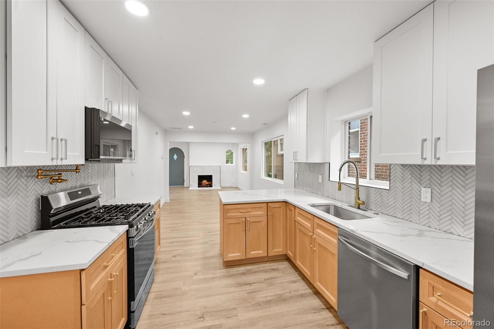 Denver, Colorado, 80212, United States, 4 Bedrooms Bedrooms, ,3 BathroomsBathrooms,Residential,For Sale,1941904