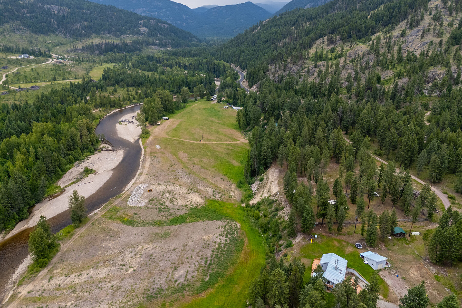  Kettle River Acreage - 物件實景