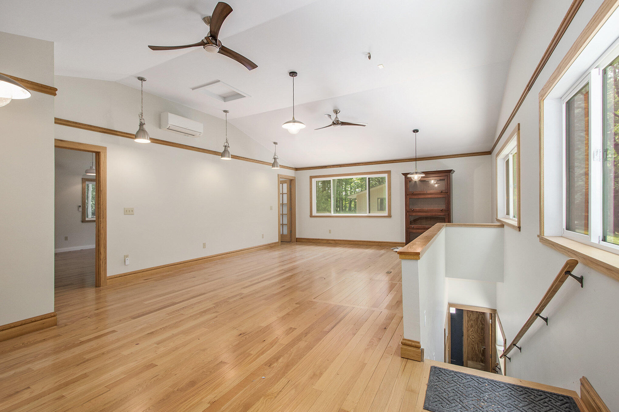 La Porte, Indiana, 46350, United States, 4 Bedrooms Bedrooms, ,4 BathroomsBathrooms,Residential,For Sale,1904805