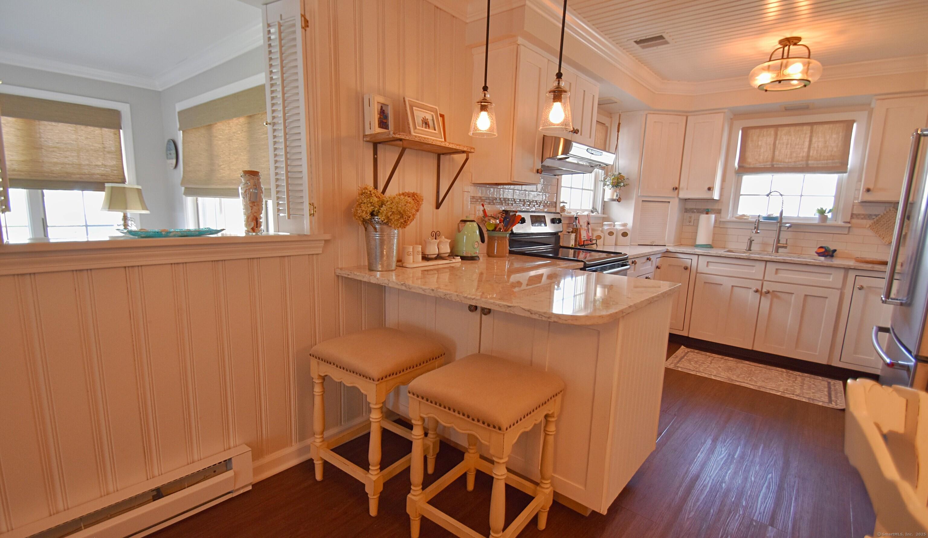 Clinton, Connecticut, 06413, United States, 3 Bedrooms Bedrooms, ,2 BathroomsBathrooms,Residential,For Sale,1914368
