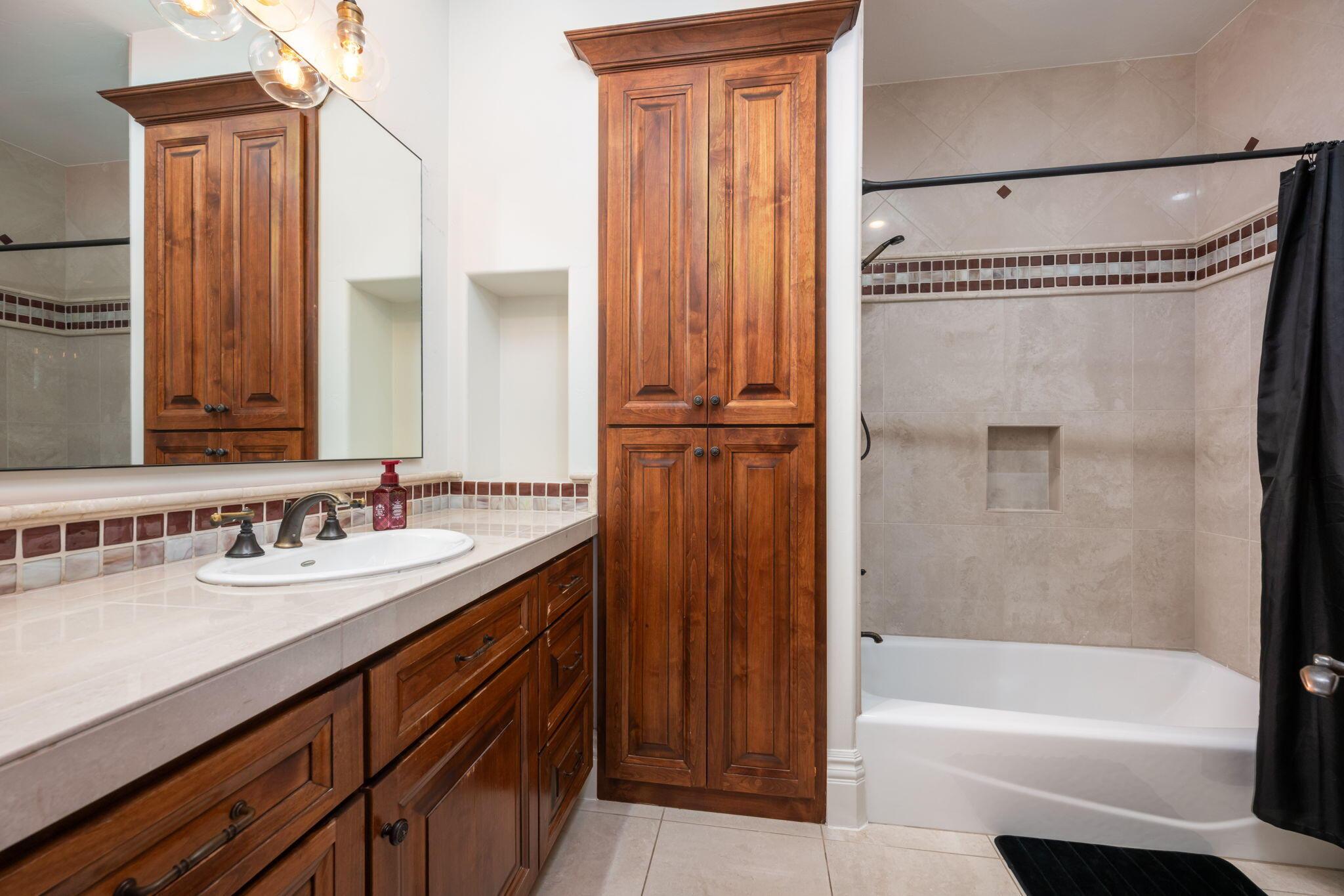 Washington, Utah, 84780, United States, 6 Bedrooms Bedrooms, ,8 BathroomsBathrooms,Residential,For Sale,1916312