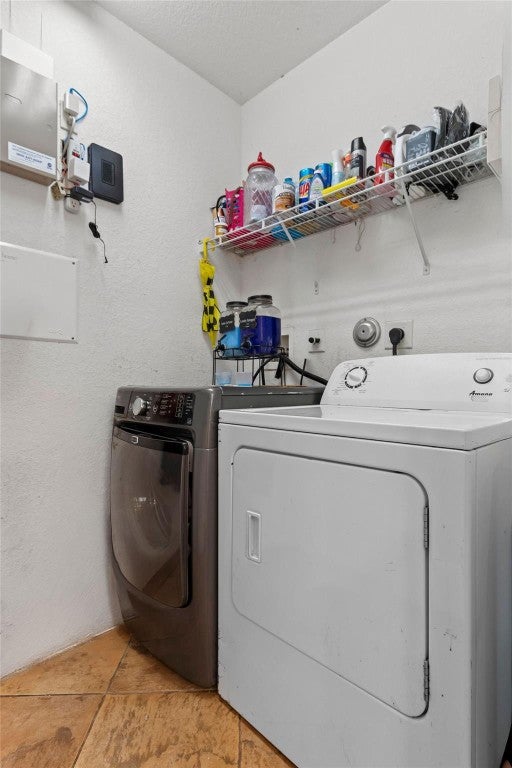 Miami Gardens, Florida, 33169, United States, 3 Bedrooms Bedrooms, ,3 BathroomsBathrooms,Residential,For Sale,1987100