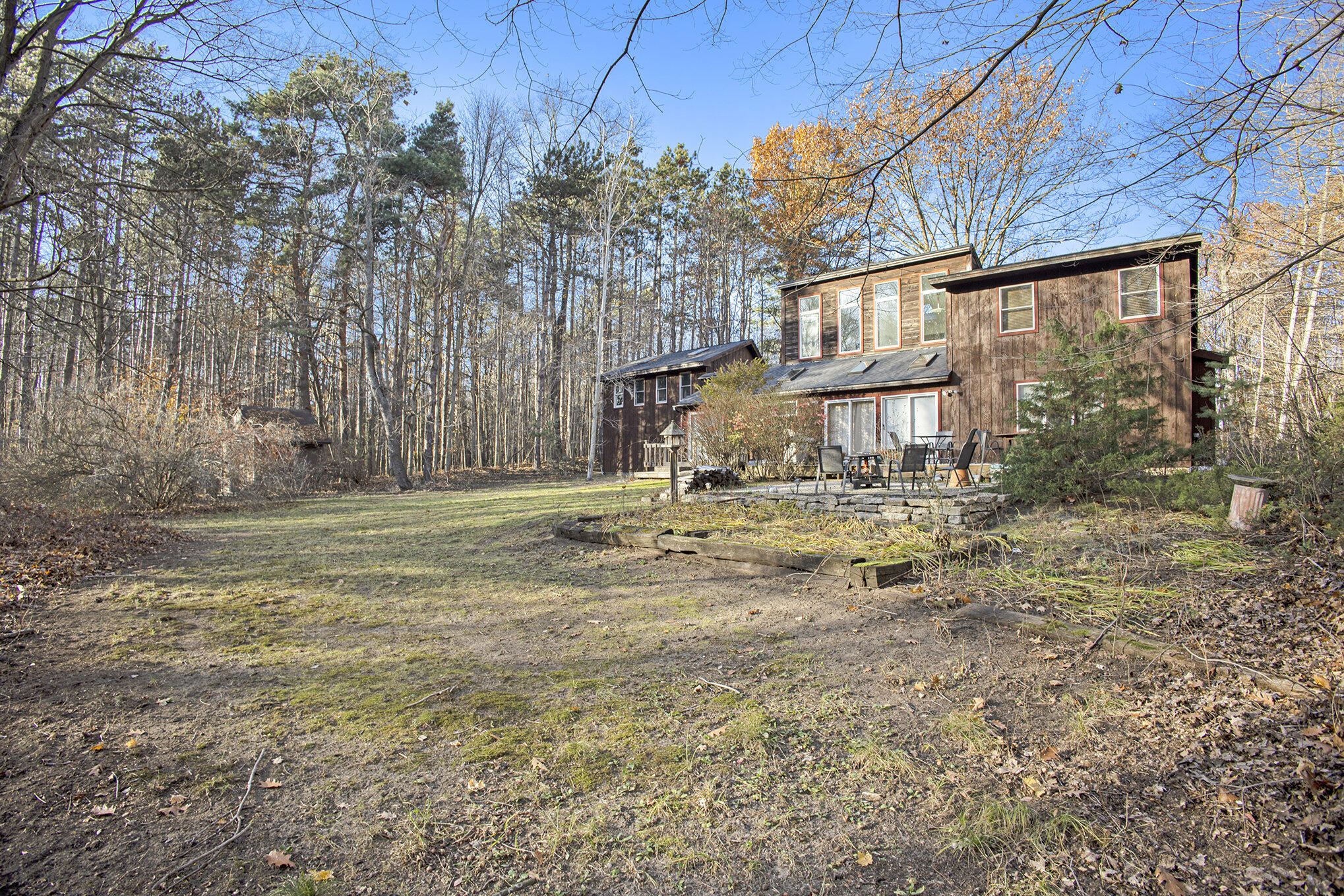 Holland, Michigan, 49423, United States, 4 Bedrooms Bedrooms, ,3 BathroomsBathrooms,Residential,For Sale,2000923