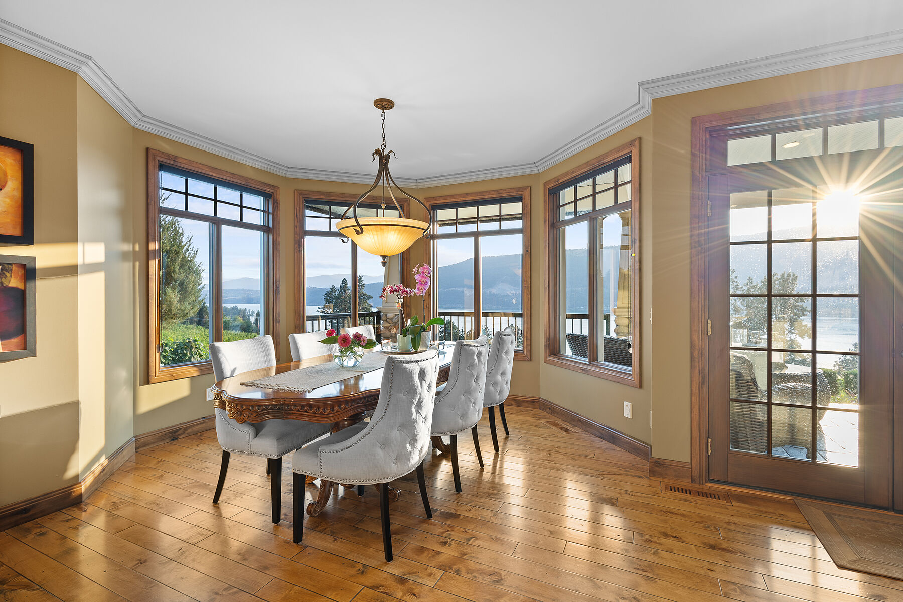  Extraordinary Custom Estate - 物件實景