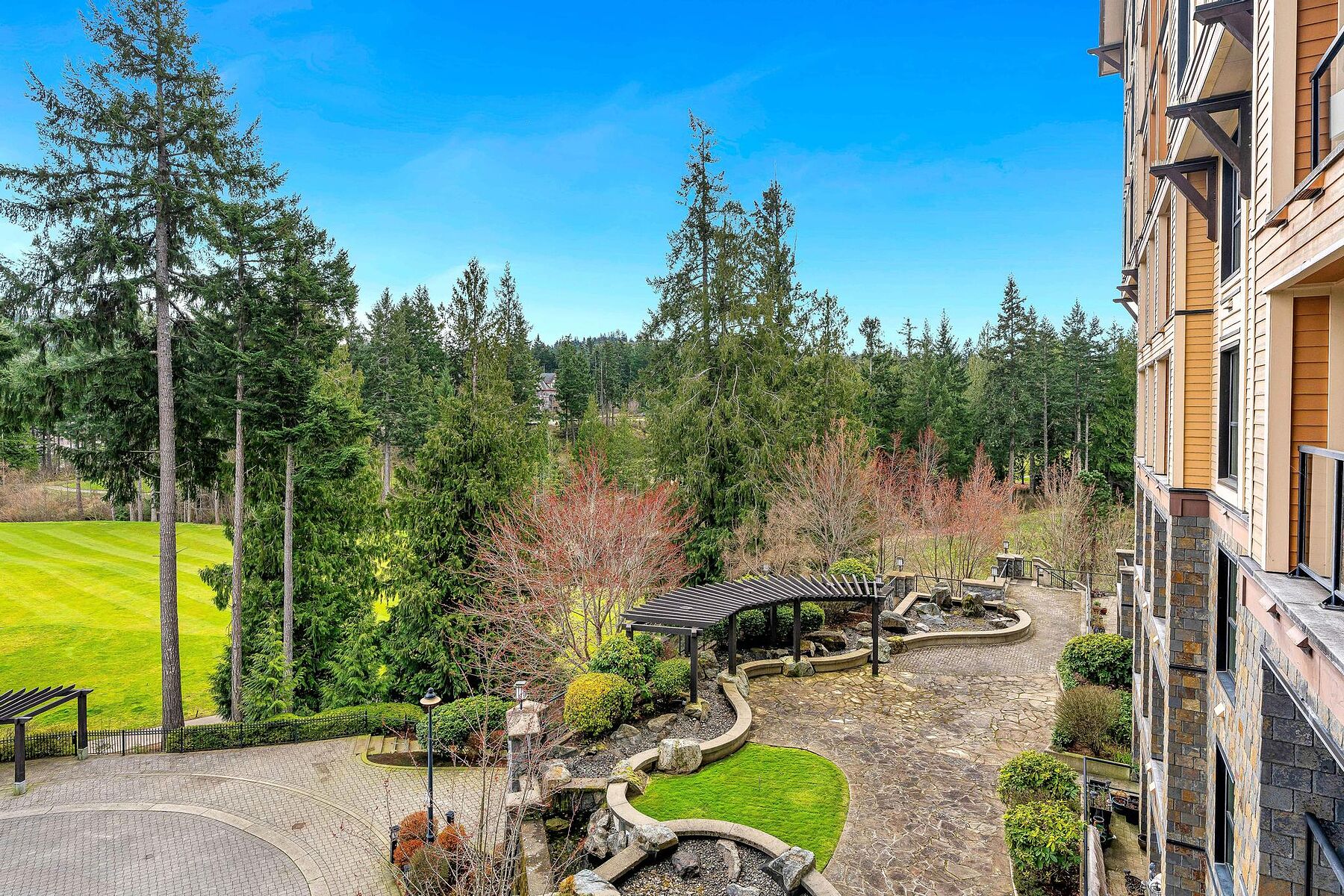  Stunning Bear Mountain Condo - 物件實景