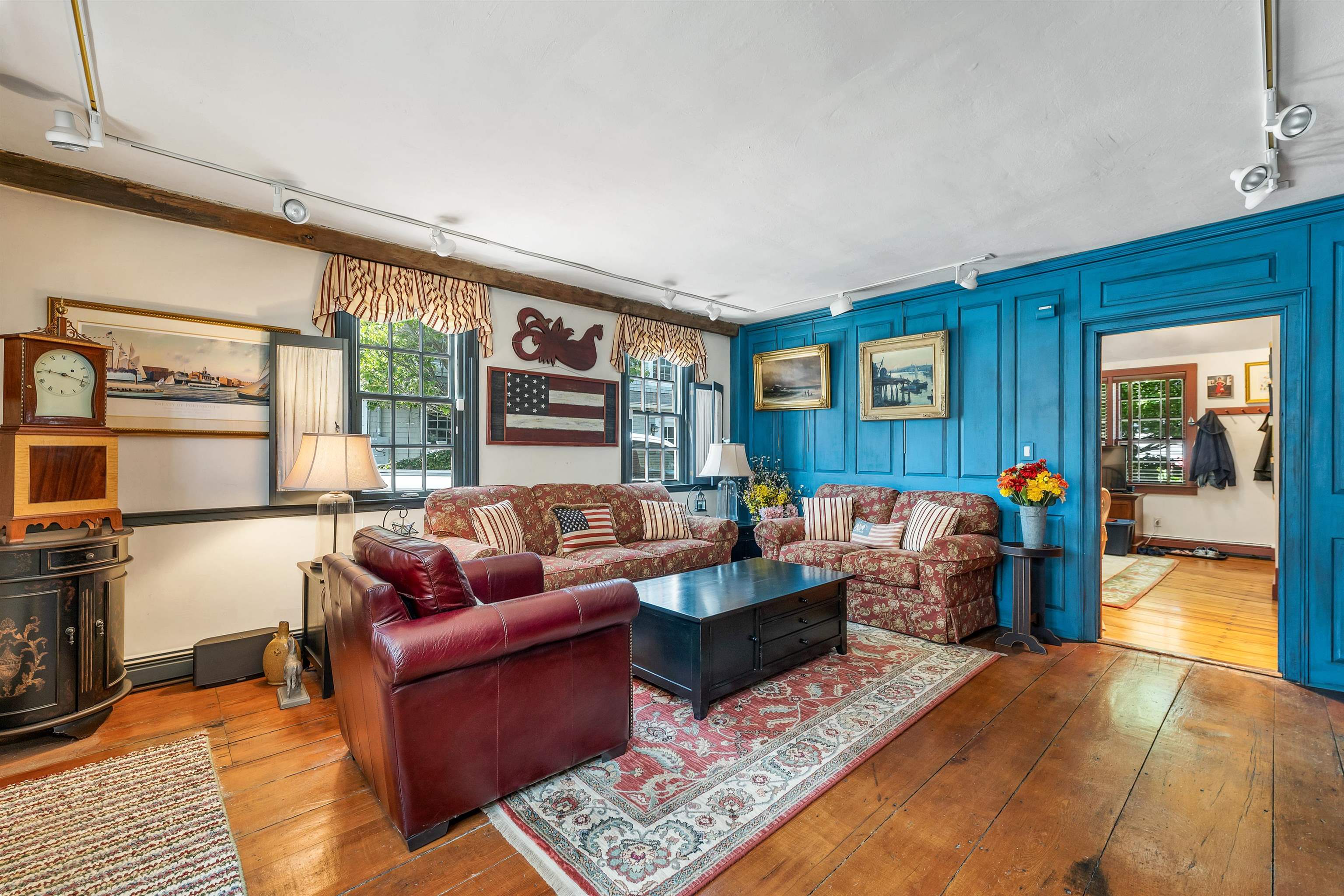 Portsmouth, New Hampshire, 03801, United States, 3 Bedrooms Bedrooms, ,1 BathroomBathrooms,Residential,For Sale,1919932