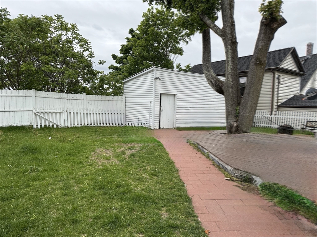 Swampscott, Massachusetts, 01907, United States, 6 Bedrooms Bedrooms, ,3 BathroomsBathrooms,Residential,For Sale,1912101