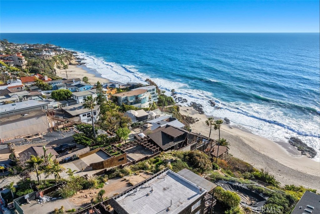 Laguna Beach, California, 92651, United States, 6 Bedrooms Bedrooms, ,7 BathroomsBathrooms,Residential,For Sale,1723948