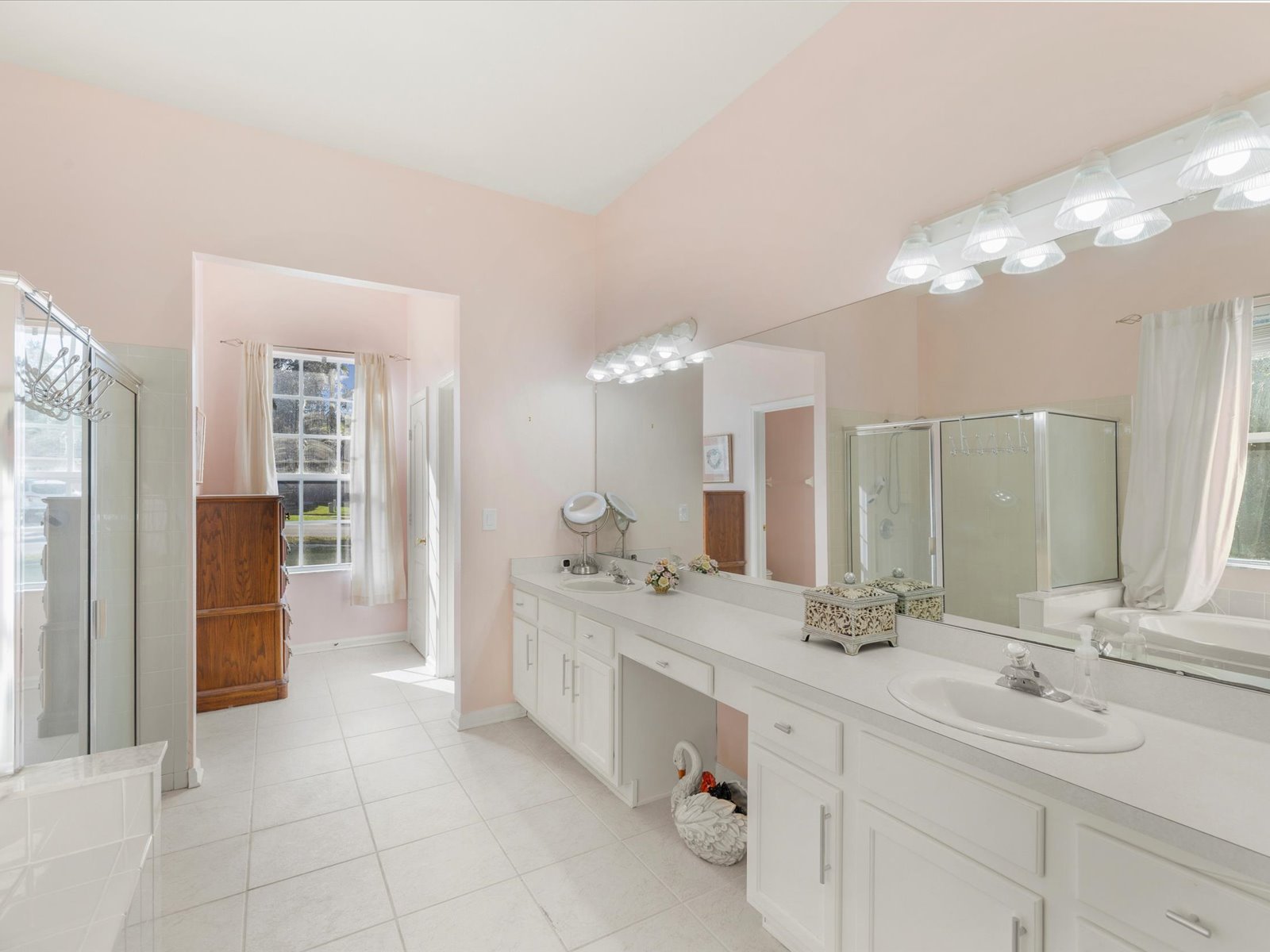 Wesley Chapel, Florida, 33544, United States, 4 Bedrooms Bedrooms, ,5 BathroomsBathrooms,Residential,For Sale,2000097