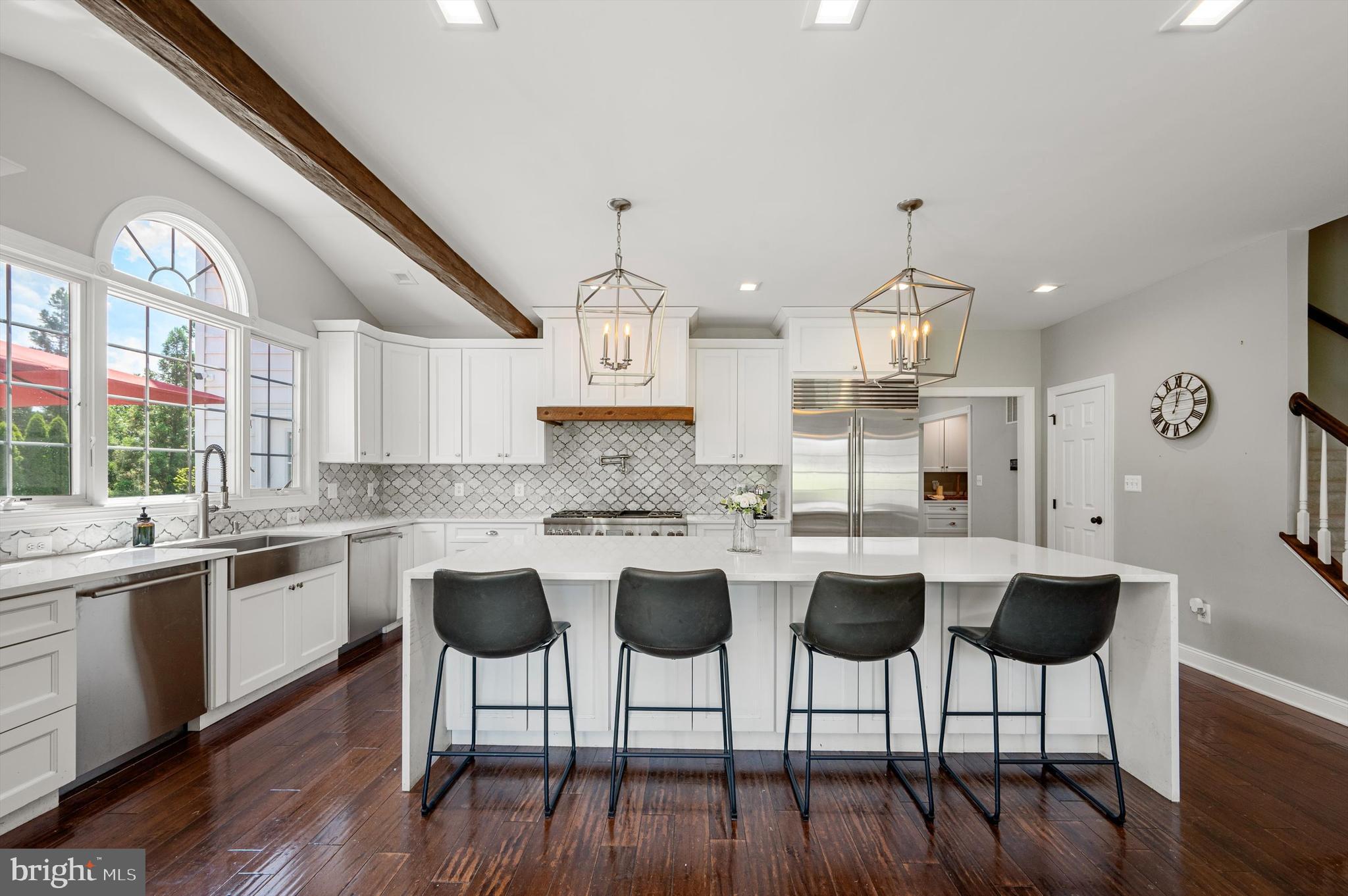 Leesburg, Virginia, 20175, United States, 4 Bedrooms Bedrooms, ,6 BathroomsBathrooms,Residential,For Sale,1975882