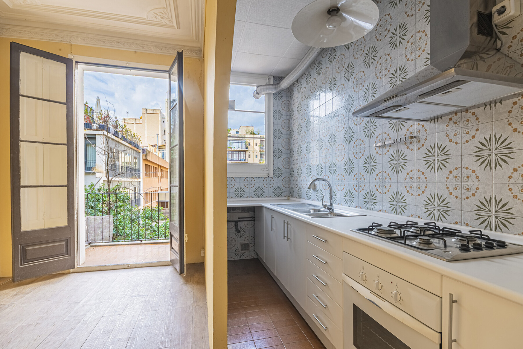  Historical apartment to renovate on prime location in Eixample - 物件實景