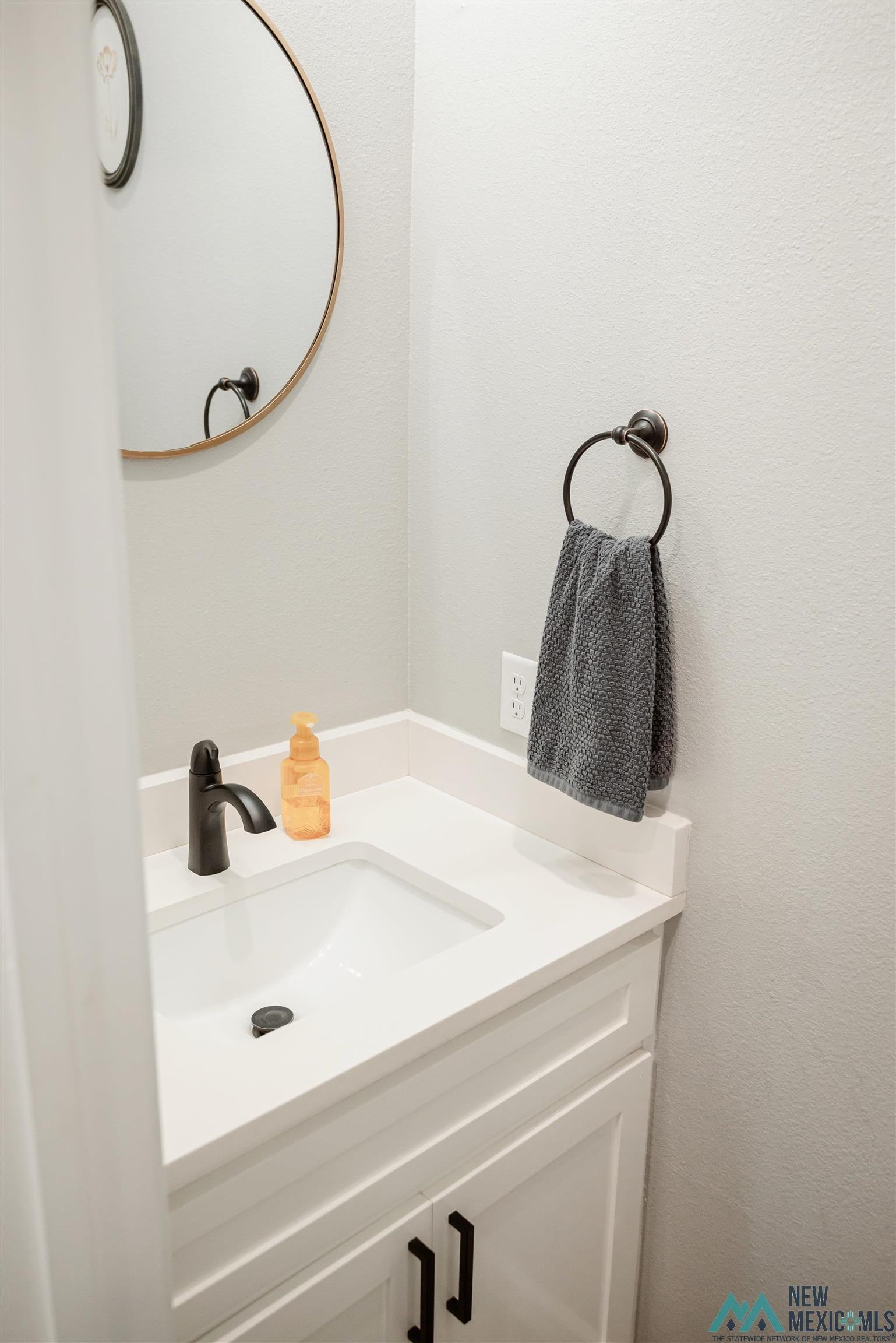 Clovis, New Mexico, 88101, United States, 3 Bedrooms Bedrooms, ,3 BathroomsBathrooms,Residential,For Sale,1897223
