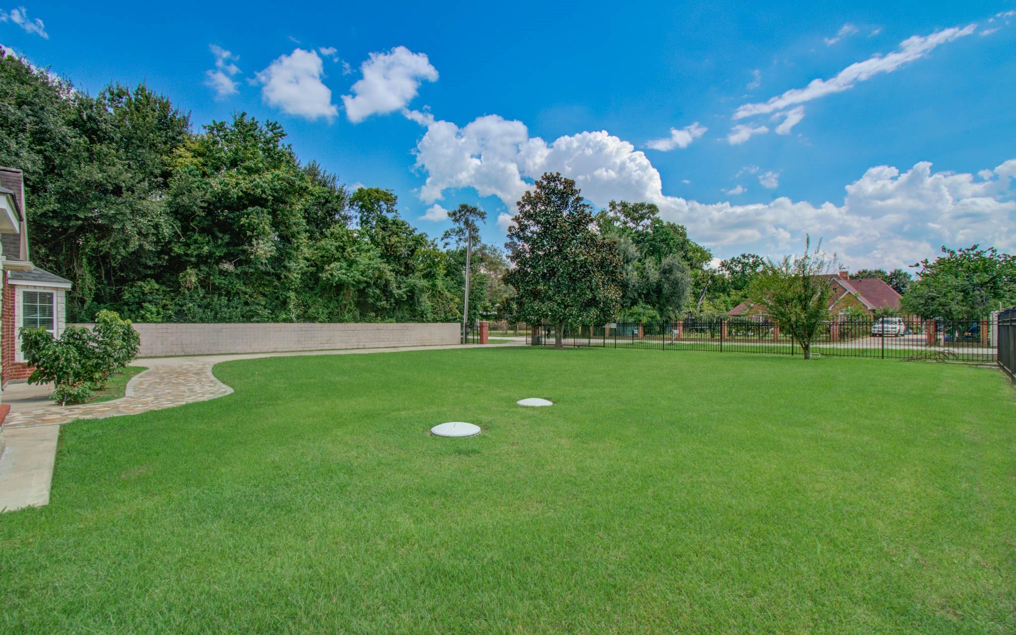 Houston, Texas, 77031, United States, 7 Bedrooms Bedrooms, ,6 BathroomsBathrooms,Residential,For Sale,1983766