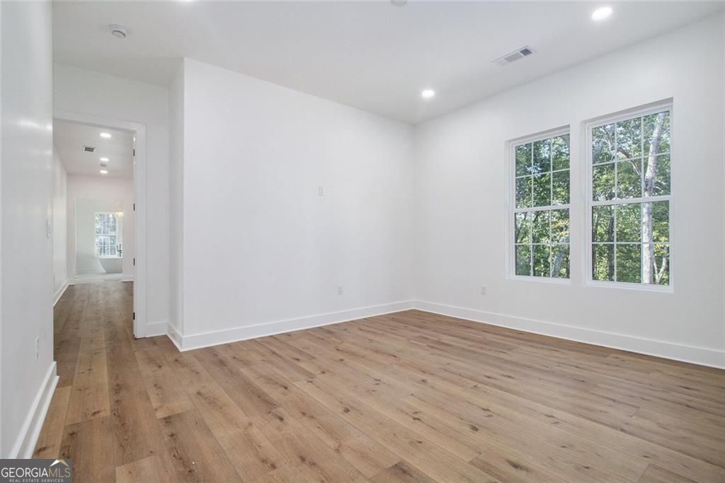 Dawsonville, Georgia, 30534, United States, 5 Bedrooms Bedrooms, ,7 BathroomsBathrooms,Residential,For Sale,1952234