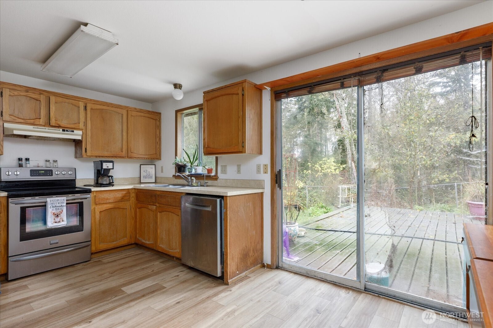 Oak Harbor, Washington, 98277, United States, 3 Bedrooms Bedrooms, ,1 BathroomBathrooms,Residential,For Sale,1995745