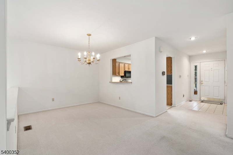 Lambertville City, New Jersey, 08530, United States, 3 Bedrooms Bedrooms, ,3 BathroomsBathrooms,Residential,For Sale,2002902