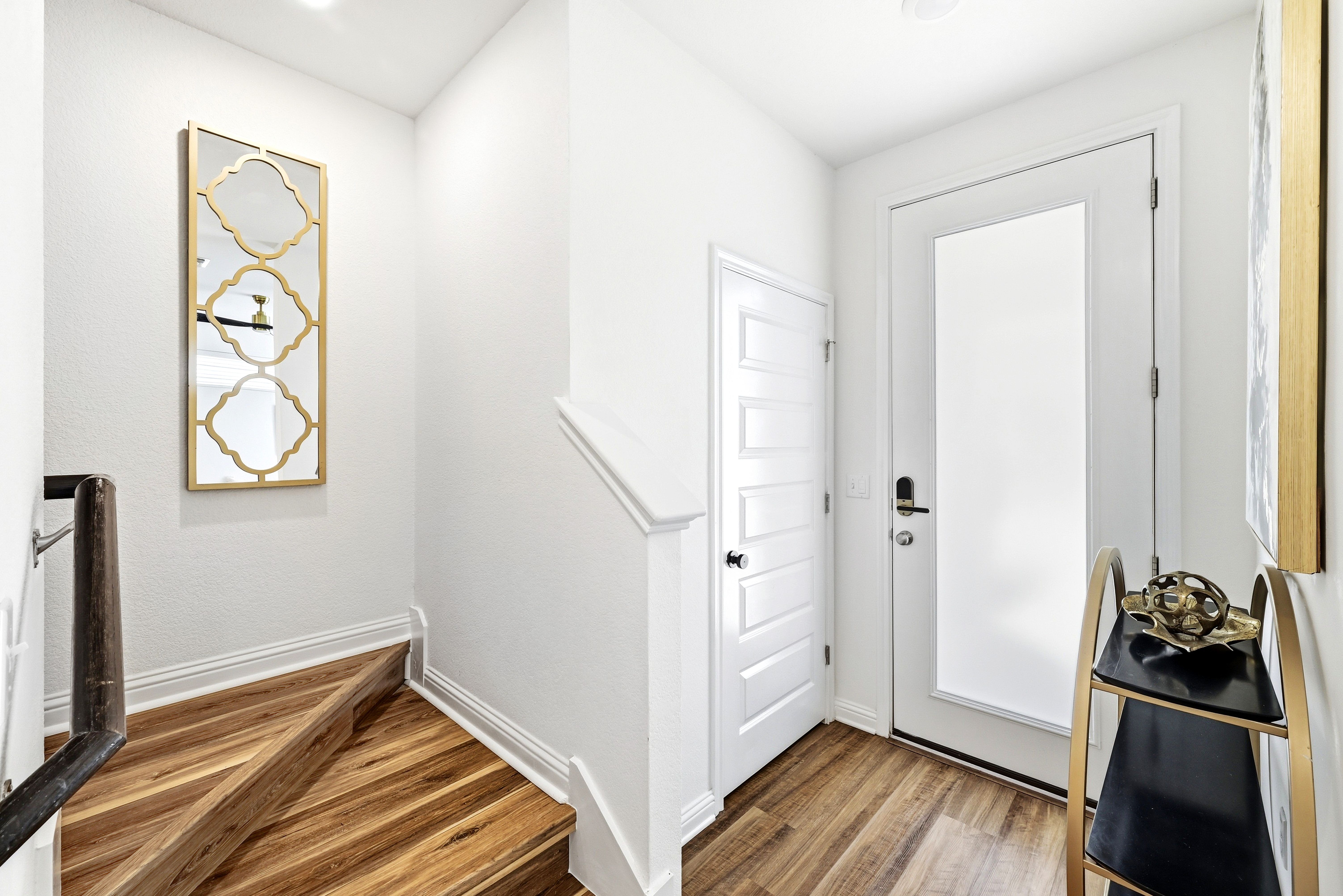  Modern Easton Park Living Step - 物件實景
